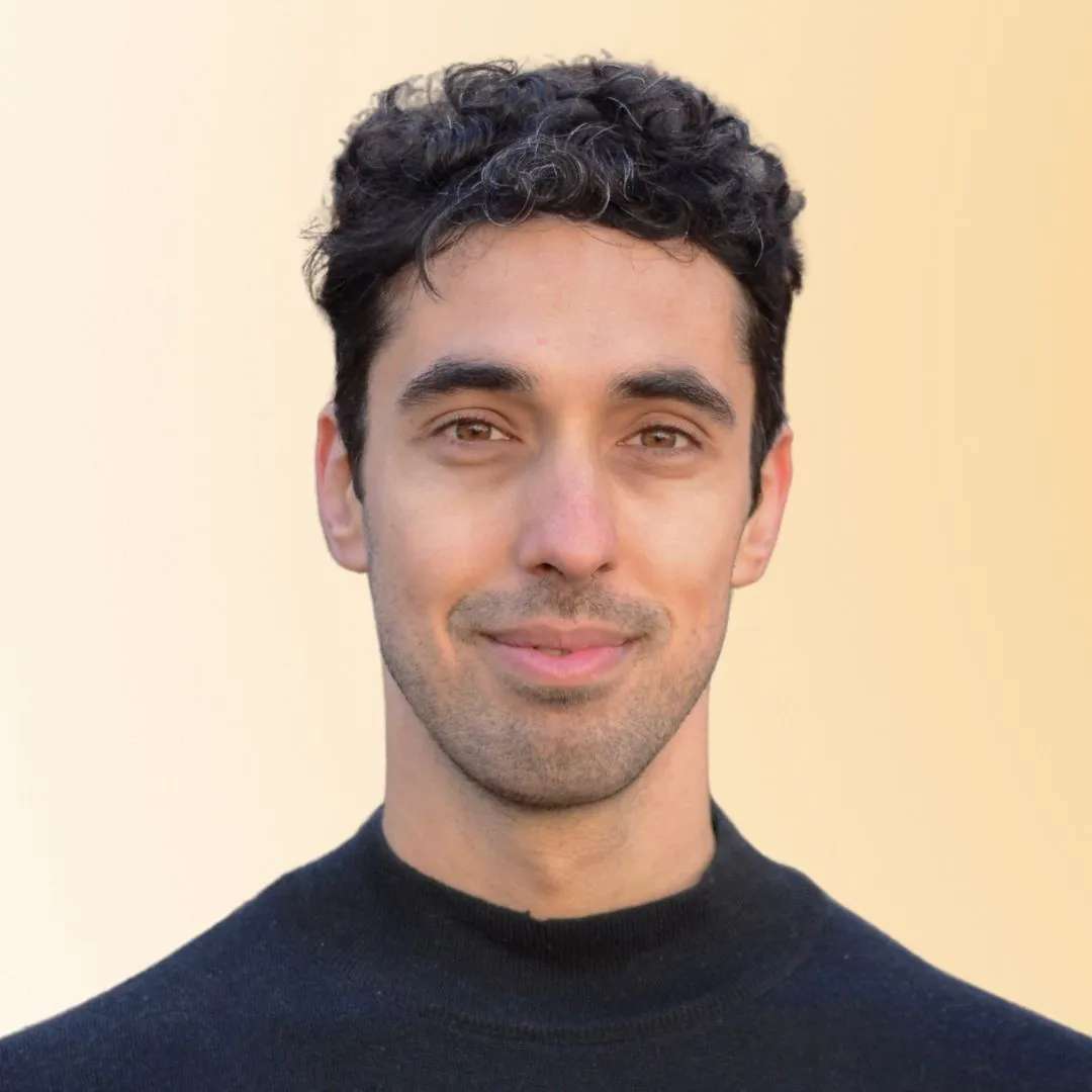 Dr. Dmitrij Achelrod — Co-Founder & Head Coach